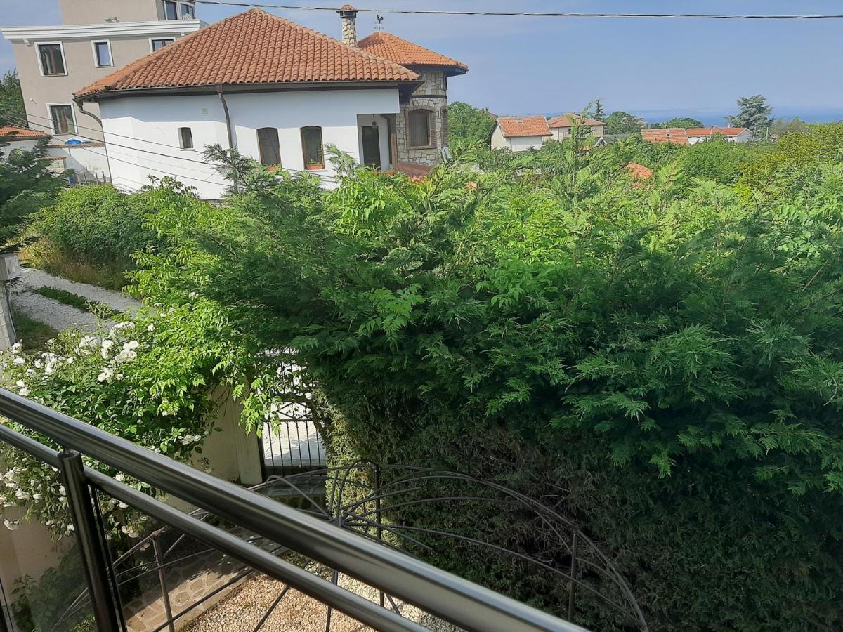 Guest House By The Captain Varna Exterior foto