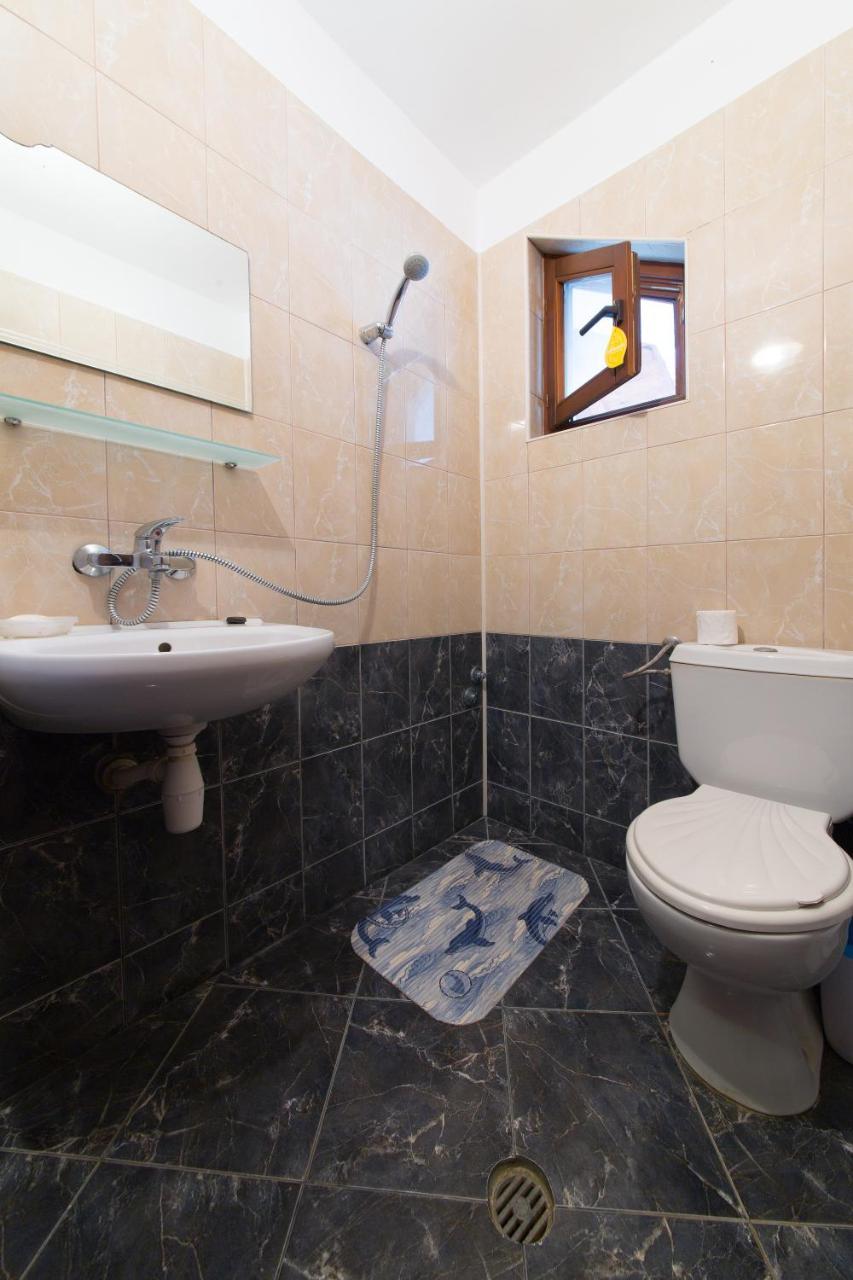 Guest House By The Captain Varna Exterior foto